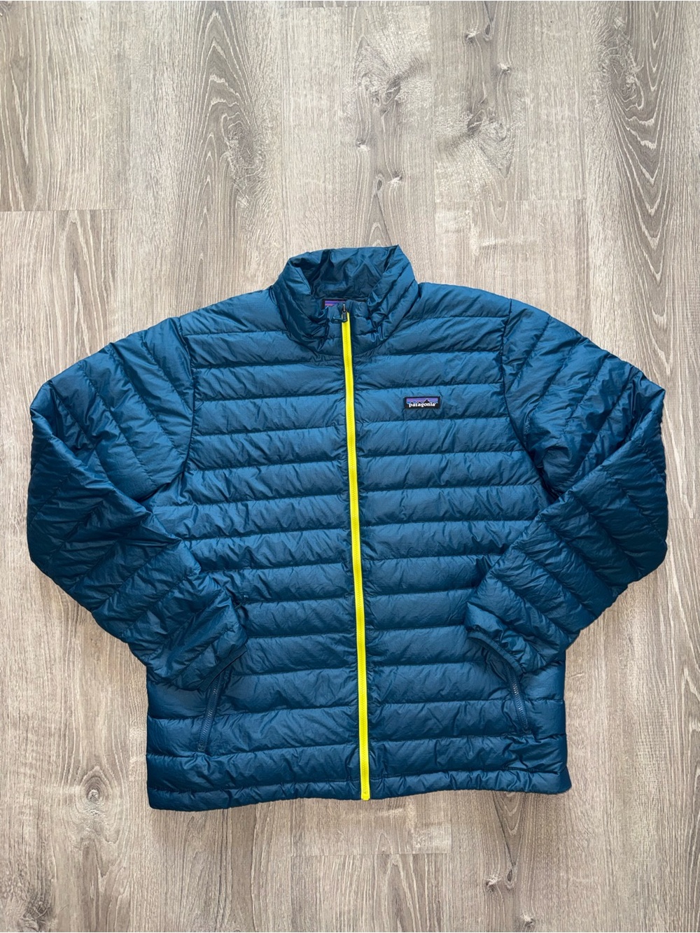 Patagonia Men’s Puffer Jacket in Deep Blue